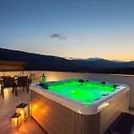 Stars Hill With Heating Pool And Jacuzzi - Makarska