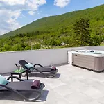 Stars Hill With Heating Pool And Jacuzzi - Makarska * Slivno (Split-Dalmatia)