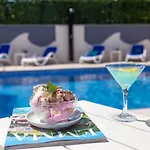 Stars Hill With Heating Pool And Jacuzzi - Makarska